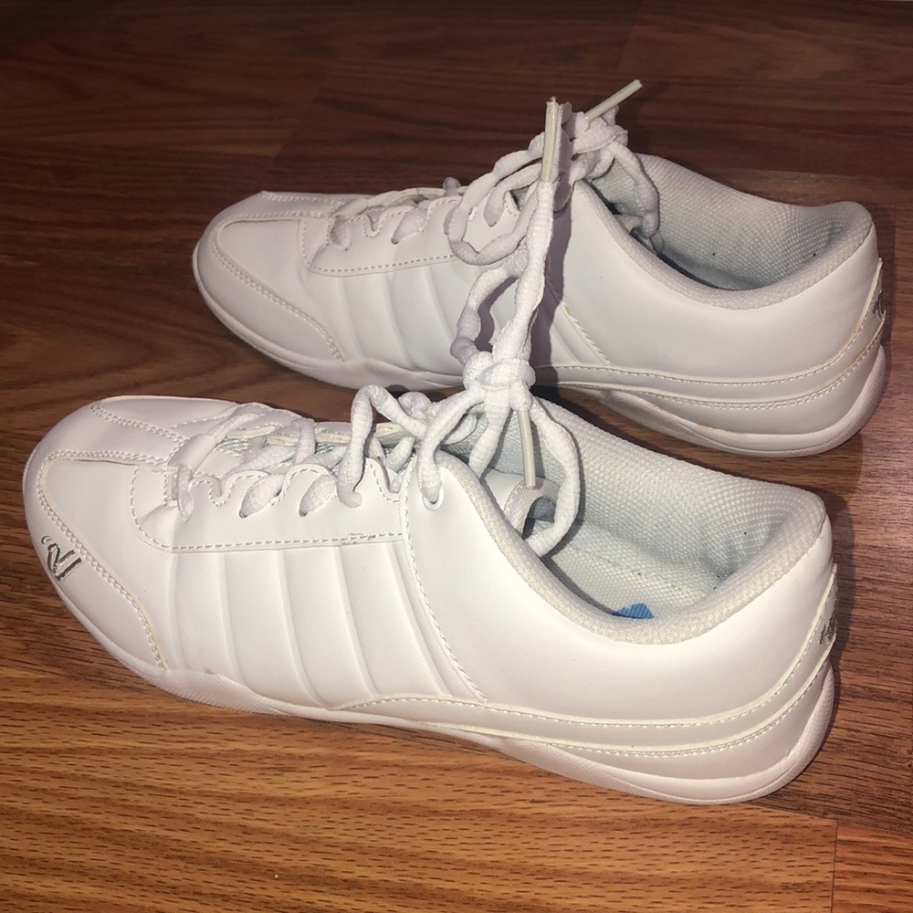 Varsity cheer shoes